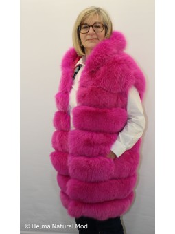 Gilet sans manche rose fushia à capuche.